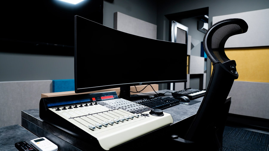 استودیو آنیل - ۰۵